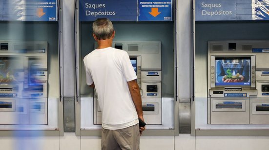 Agências bancárias de todo o País não terão atendimento presencial na sexta-feira, 1º de maio - Divulgação/Agência Brasil