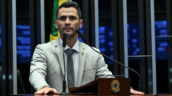Senador Cleitinho lidera tanto nas simulações de primeiro quanto de segundo turno - Jefferson Rudy/Agência Senado