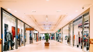 Segundo o estudo, 60% do total de 124 mil lojistas de shoppings é de pequeno porte - Envatoi