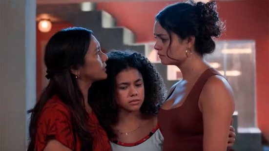 Gerluce ganha a guarda provisória do bebê de Joélly - Reprodução / Globo