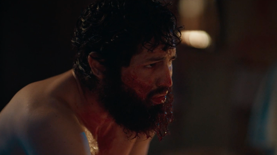 Gabriel Leone no filme Barba Ensopada de Sangue - Divulgação/O2 Play