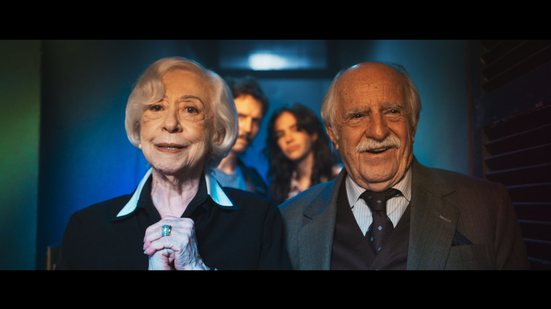 Cena de "Velhos Bandidos", com Fernanda Montenegro, Ary Fontoura, Vladimir Brichta e Bruna Marquezine - Divulgação