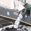 Imagens de redes sociais mostram destroços da aeronave ao lado do prédio - Reprodução/@XNewsBrasil via X