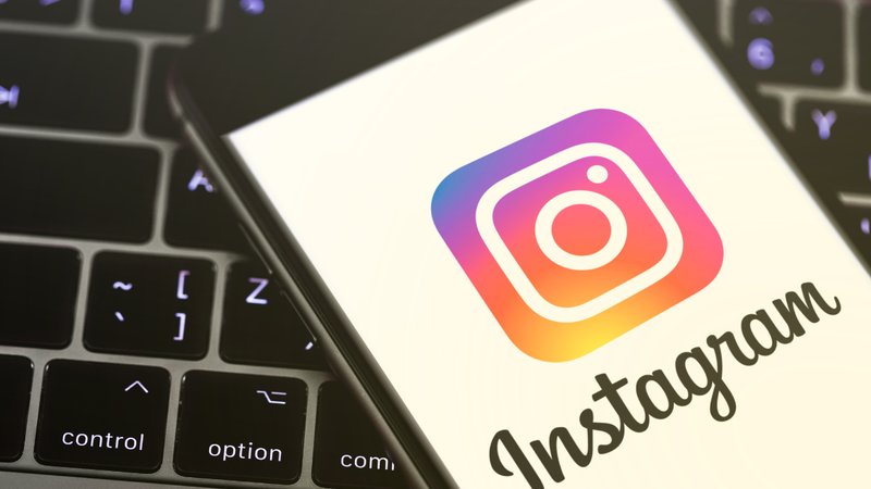 o Instants do Instagram é voltado exclusivamente para fotos capturadas na hora, sem a possibilidade de usar imagens da galeria ou aplicar filtros e edições - Adobe Stock