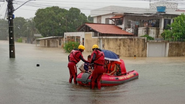 Região vem sofrendo com tempestades nos últimos dias que deixaram ao menos quatro mortos em Pernambuco e dois na Paraíba - CBM/PE