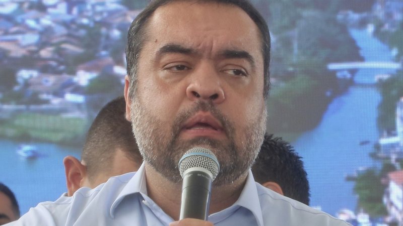 Agentes cumpriram mandado de busca e apreensão na residência e Cláudio Castro - Governo do Rio de Janeiro/Divulgação
