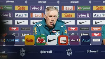 Treinador disse acreditar Neymar poderá se recuperar para a segunda partida na Copa - Divulgação/CBF