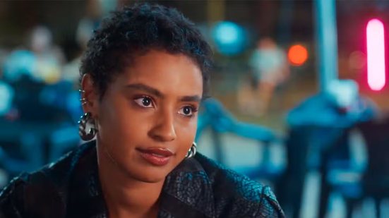 Eduarda reencontra a irmã em Coração Acelerado - Reprodução / Globo
