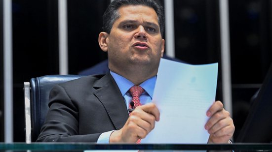 O presidente do Senado, Davi Alcolumbre, ouviu os pedidos feitos pela Fiesp e CNI - Carlos Moura/Agência Senado