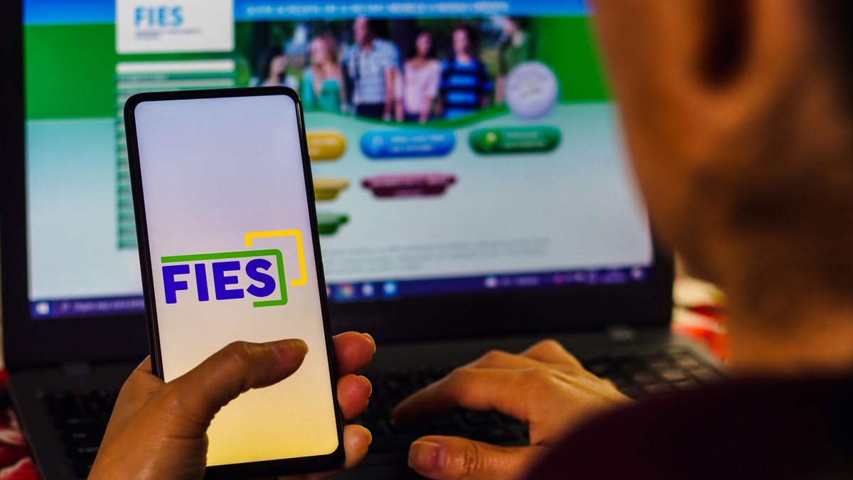 Mais de 1 milhão de estudantes devem ser beneficiados com o refinanciamento - Adobe Stock