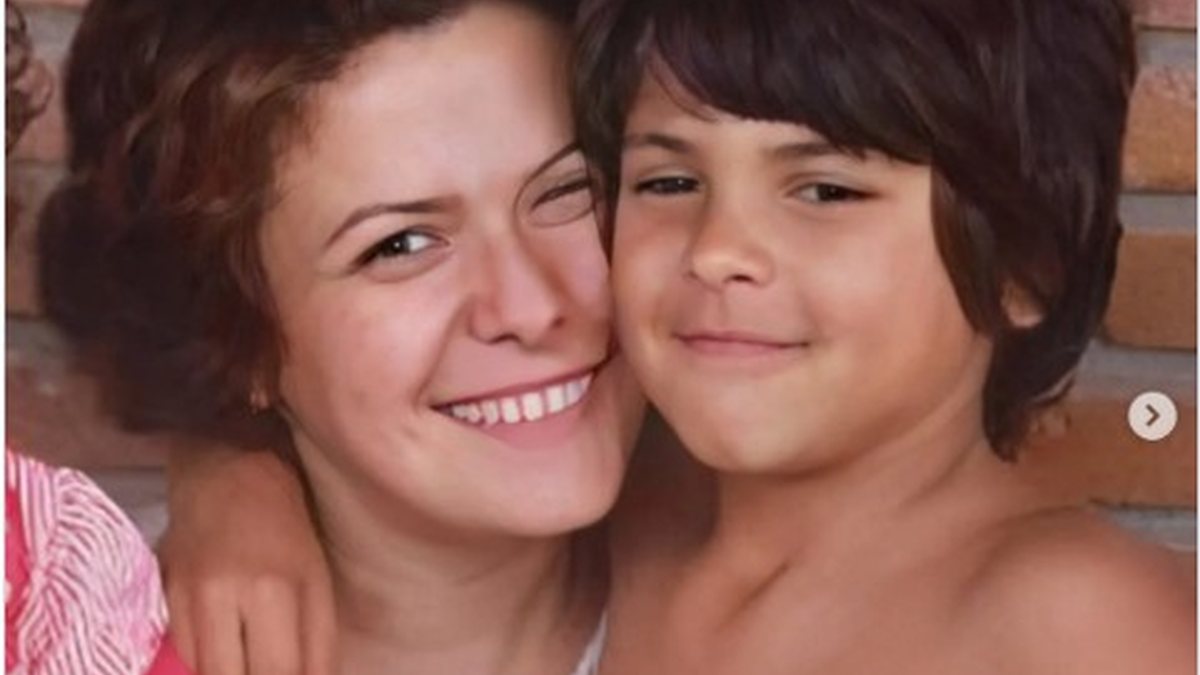 Elis Regina com João Marcello criança: polêmica após mixagem de álbum - Reprodução/Instagram @mpb_bossa