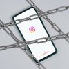 A plataforma permite interromper o perfil temporariamente ou apagar de forma permanente - Adobe Stock