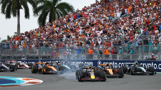 Kimi Antonelli vende GP de Miami que teve cinco líderes diferentes - Reprodução/instagram@f1