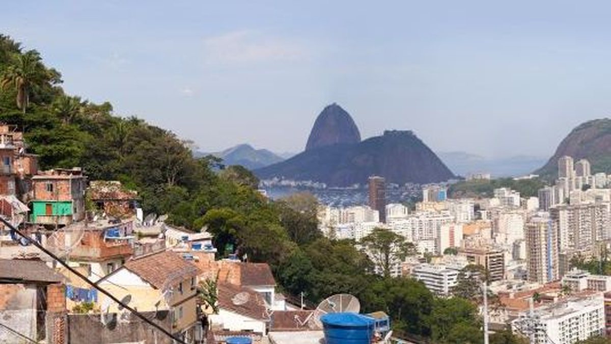 Radar mostra que desigualdades persistem, por território, raça e gênero - Adobe Stock
