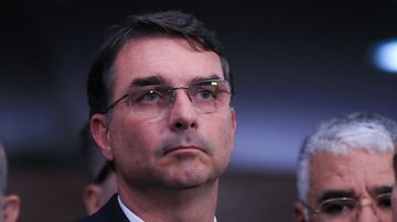 Flávio Bolsonaro declarou ao TSE um patrimônio de R$ 8,1 milhões ao registrar sua candidatura à Presidência - Lula Marques/Agência Brasil