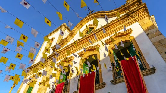 Cidades de diferentes Estados do País celebram o Dia de Santa Rita de Cássia - Adobe Stock