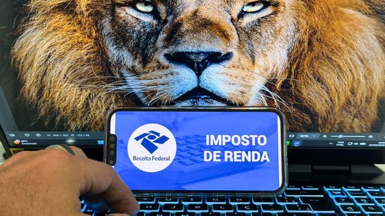 Pagamento do 1º lote cai em 29 de maio - Rafa Neddermeyer/Agência Brasil