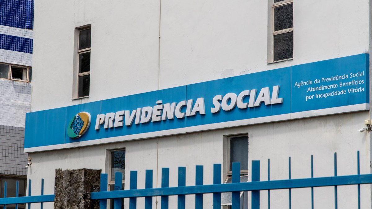 Beneficiários do INSS seguem calendário de pagamentos definido conforme o número final do benefício - Adobe Stock