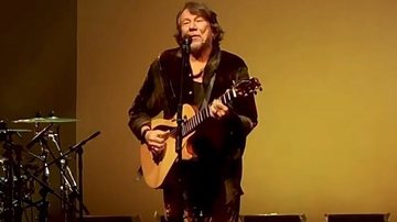 Lenine se apresenta em São Paulo com repertório do novo disco "Eita" e também sucessos da carreira - Reprodução/Instagram @lenine