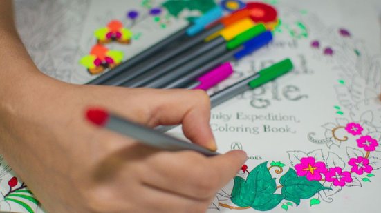 Leitores de 18 a 34 anos são os maiores consumidores de livros no Brasil - Envato