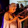 Apesar do sonho de infância, Lucia Warizaya só começou as aulas de violino após os 60 - Acervo pessoal/Lucia Warizaya