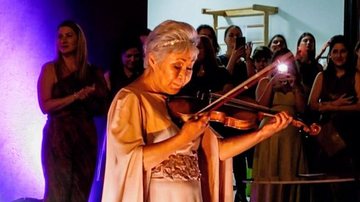 Apesar do sonho de infância, Lucia Warizaya só começou as aulas de violino após os 60 - Acervo pessoal/Lucia Warizaya