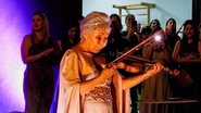 Apesar do sonho de infância, Lucia Warizaya só começou as aulas de violino após os 60 - Acervo pessoal/Lucia Warizaya