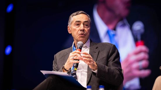 O ex-presidente do Supremo Tribunal Federal (STF) Luís Roberto Barroso em evento do Esfera Brasil, neste sábado, 23 de maio - Divulgação/Esfera Brasil