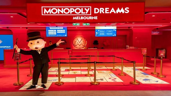 A atração "Monopoly Experience" é inspirada no tradicional jogo de tabuleiro Monopoly - Reprodução/Monopoly