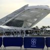 Movimentação de torcedores e jornalistas em frente ao Museu do Amanhã, na Praça Mauá - Paulo Carneiro/Ato Press/Estadão Conteúdo