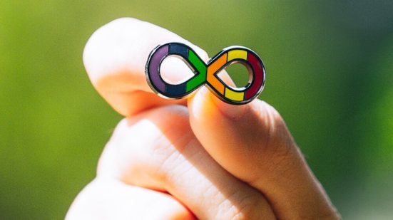O principal símbolo da neurodiversidade é o infinito colorido - Divulgação