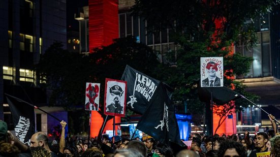 Estudantes realizaram protesto nesta quarta-feira, 13, na Avenida Paulista - Matheus P Machado/Modusfocus/Estadão Conteúdo
