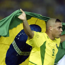 Alerta na seleção: panturrilha de Neymar e os dramas de Zico, Romário e Ronaldo