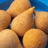 A coxinha é a 30º melhor comida de rua do mundo, segundo a TasteAtlas - Divulgação / Samir Amis