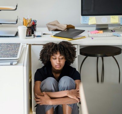 Estresse, ansiedade e depressão estão entre causas de afastamentos do trabalho por saúde mental - Mizuno Kozuki / Pexels