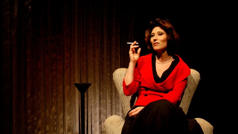 Beth Goulart em cena de "Simplesmente eu, Clarice Lispector" - Divulgação/Fabian