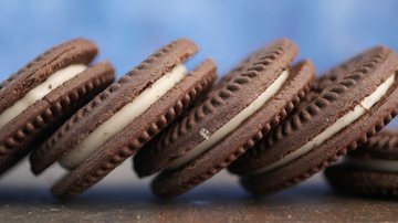 Uma das propostas é restringir a comercialização e publicidade destes alimentos - Envato