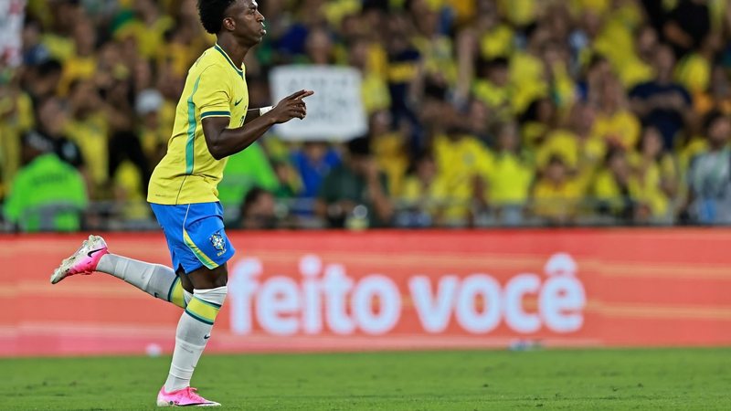 Vini Jr. inaugurou o placar fazendo o primeiro do Brasil logo no primeiro minuto - Estadão Conteúdo