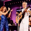 Antes de ir para Europa, Caetano fez participação especial no show de Shakira, no Rio de Janeiro - Reprodução/Instagram/Caetano Veloso
