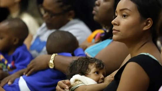 Shoppings têm prazo de 1 anos para oferecer o espaço de amamentação para as funcionárias - Foto: José Cruz/Agência Brasil