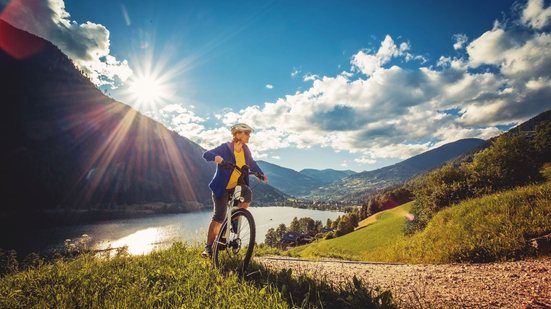 Fabricação de bicicletas elétricas cresceu 355% entre 2021 e 2025 - AdobeStock