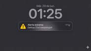 Hacker disse que usou senhas vazadas para enviar os alertas - Paula Bulka Durães/Modificado por IA/Gemini
