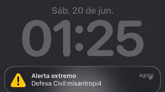 A principal linha de investigação aponta que a plataforma Defesa Civil Alerta foi alvo de um ataque hacker - Arquivo Pessoal/Modificado por IA/Gemini
