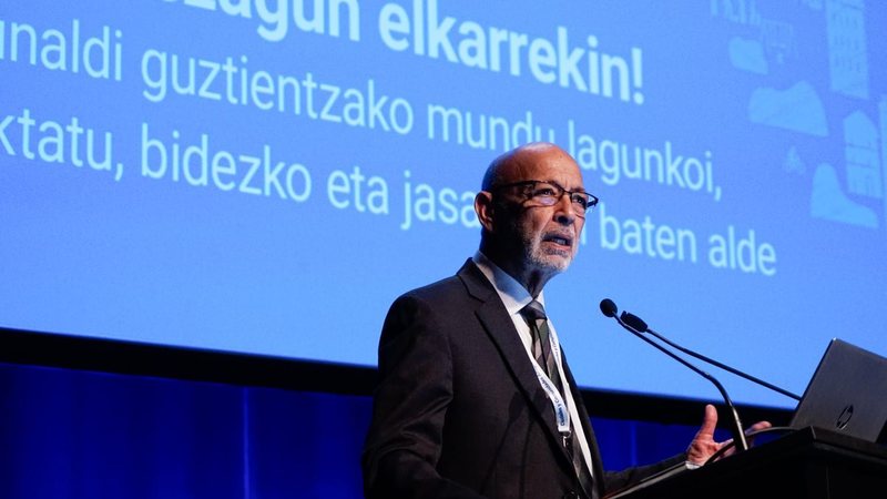 Alexandre Kalache, presidente do Centro Internacional de Longevidade Brasil (ILC-Brazil), é autor de "A revolução da longevidade" - Linkedin/3rd World Congress of Age Friendly Cities and Communities