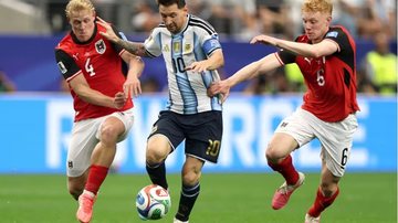 Messi foi o autor dos dois gols da vitória argentina - Reprodução/Fifa.com