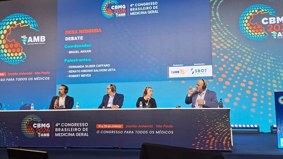 Especialistas em ortopedia no 4º Congresso Brasileiro de Medicina Geral - Emanuele Almeida/VIVA