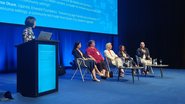 Médico e gerontólogo Alexandre Kalache discursa na abertura do 3rd World Congress of Age-Friendly Cities and Communities - Linkedin/3rd World Congress of Age Friendly Cities and Communities