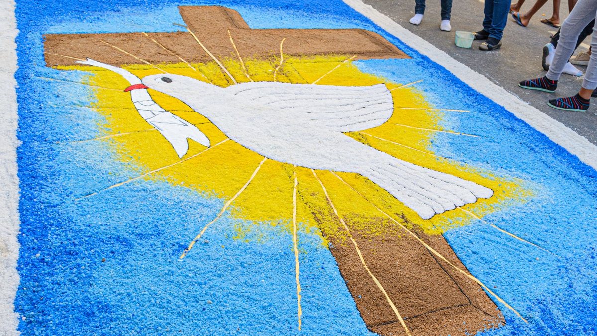 Corpus Christi ocorre sempre 60 dias após a Páscoa e celebra a Eucaristia - Adobe Stock