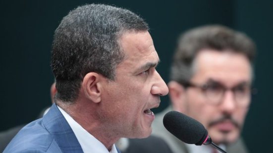 O relator, deputado Coronel Assis (PL-MT), defendeu redução de maioridade para crimes hediondos - Bruno Spada/Câmara dos Deputados
