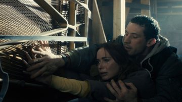 Cena de 'Dia D', novo filme sobre vida fora da Terra de Spielberg, com Emily Blunt e Josh O'Connor - Divulgação